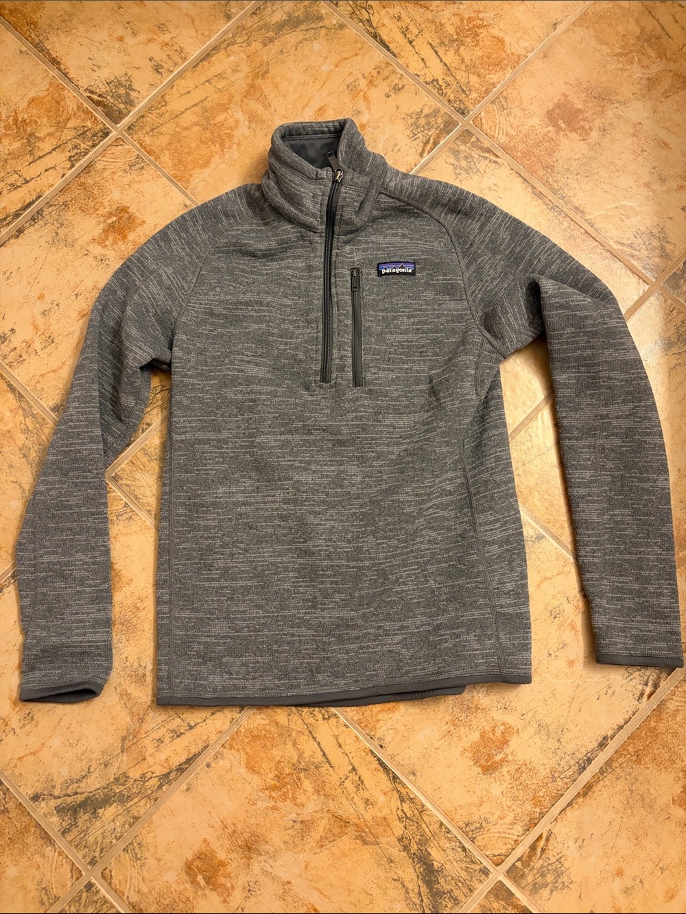 Patagonia Gray Lightweight Half-Zip Fleece Pullover